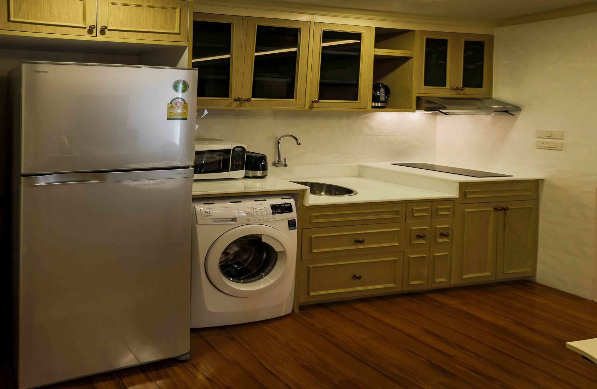 Aspira Hana Executive Apartment Thonglor Bangkok Buitenkant foto