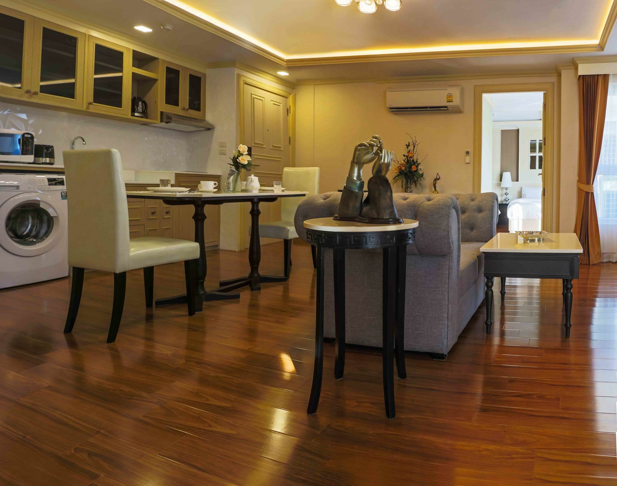 Aspira Hana Executive Apartment Thonglor Bangkok Buitenkant foto
